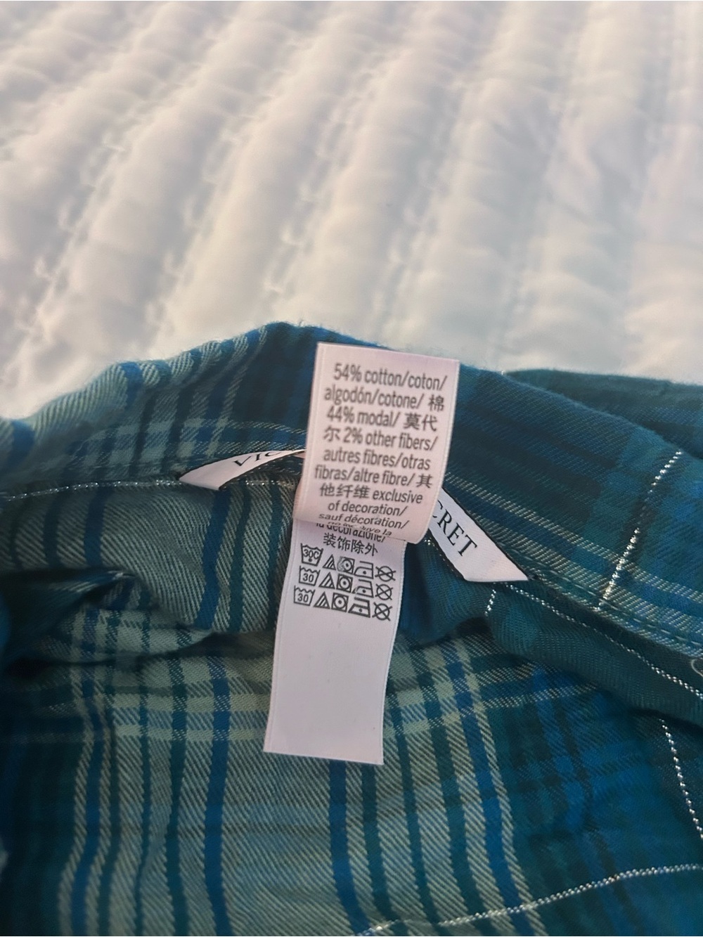 Victoria's Secret Teal and Blue Plaid Button-Down Pajama Loungewear Set. Size L - Picture 8 of 9